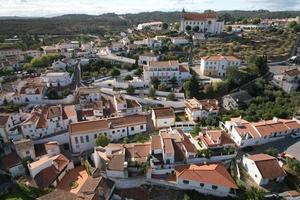 vista aérea de drones de constancia en el distrito de santarem, portugal foto