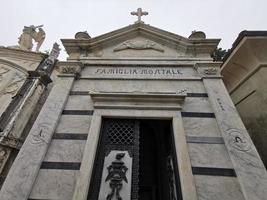 monterosso al mare, italia - 8 de junio de 2019 - pintoresco pueblo de cinque terre italia antiguo cementerio foto