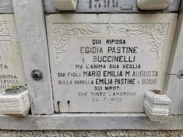 monterosso al mare, italia - 8 de junio de 2019 - pintoresco pueblo de cinque terre italia antiguo cementerio foto