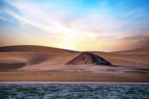 vista del paisaje de las dunas de arena de la playa