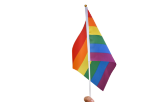 isolierte regenbogenfahnen, lgbt-symbol, in händen mit beschneidungspfaden. png