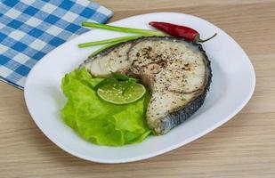 filete de tiburón a la parrilla foto