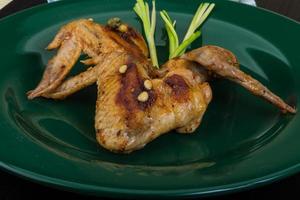 Roasted chicken wings photo