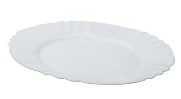 plato blanco sobre fondo blanco foto