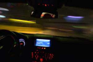 conducción nocturna foto