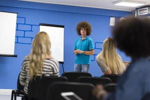 orador seminario concepto de reunión de negocios corporativos foto