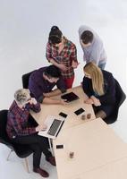 vista aérea del grupo de personas de negocios en reunión foto