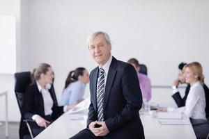 grupo de personas de negocios en reunión foto