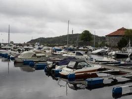 la ciudad de kristiansand en noruega foto