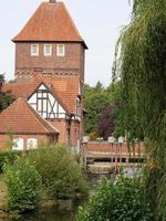 la ciudad de coesfeld en el río berkel en alemania foto