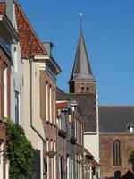 ciudad de doesburg en el río ijssel foto