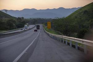 autopista presidente dutra. foto