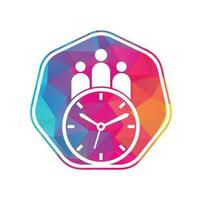 logotipo de tiempo de personas. vector de icono de logotipo de salud exitoso de tiempo. logotipo de tiempo con silueta de icono de personas médicas.