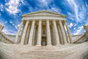 Washington, Estados Unidos - 29 de abril de 2017 edificio de la corte suprema en Washington DC detalle foto