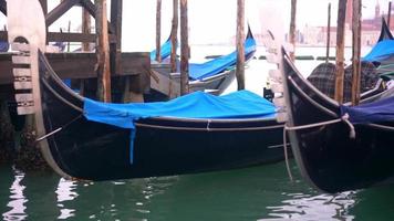 Tourism in Italy, Gondolas  in Venice video