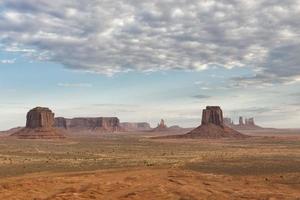 Monument Valley view photo