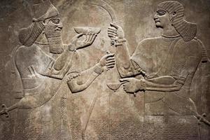 bajorrelieve de la antigua babilonia y asiria foto