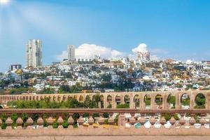 Premium image with copyspace of the arches of queretaro in mexico photo