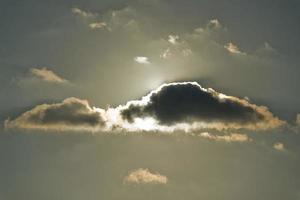 nubes en el cielo avion foto