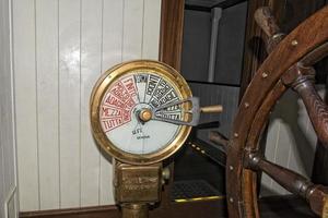 Old italian ship speed control photo