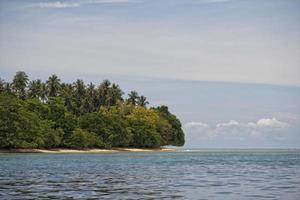 siladen turquesa paraíso tropical isla foto