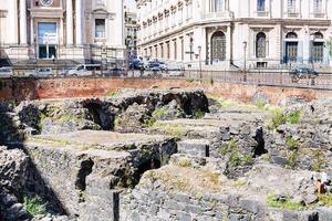 ruinas del antiguo anfiteatro romano, catania foto