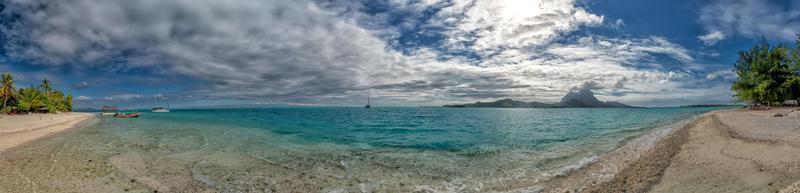 bora bora polinesia francesa laguna azul turquesa agua cristalina foto