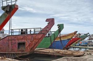 proa robusta del barco foto