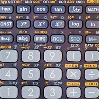 calculadora científica con muchas funciones matemáticas foto