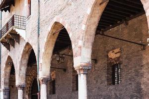 logia del palazzo ducale di mantova en mantua foto