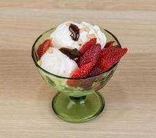 Ice cream with strawberry photo