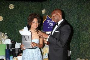 LOS ANGELES  JUN 13 - Nischelle Turner with MAC Products, and Kevin Frazier with Four Roses Bourbon at the 48th Daytime Emmy Awards Gifting Photos  June 13 at the ATI Studios on June 13, 2021 in Burbank, CA