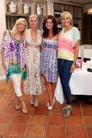 los angeles, 21 de junio - katherine kelly lang, eileen davidson, heather tom, arianne zucker en el almuerzo diurno de damas principales 2014 en el restaurante fig and olive el 21 de junio de 2014 en los angeles, ca foto