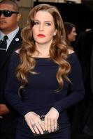 los angeles, 7 de mayo - lisa marie presley at the mad max - fury road estreno de los angeles en el teatro chino tcl imax el 7 de mayo de 2015 en los angeles, ca foto