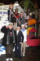 LOS ANGELES, DEC 30 - Top L-R Jill Whelan, Ted Lange, Fred Grandy Bottom L-R Gavin MacLeod, Lauren Tewes, Bernie Kopell at the Original Love Boat Cast decorates Princess Cruises Rose Parade Float at a Rosemont Pavilion on December 30, 2014 in Pasadena, CA photo