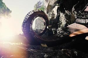 escalera de caracol de metal en liechtensteinklamm o desfiladero de liechtenstein, particularmente estrecho desfiladero con paredes, ubicado en los alpes austriacos, cerca de salzburgo, austria. foto