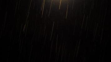 nacht regen. 4k lus regen druppels vallend in regenachtig seizoen. video