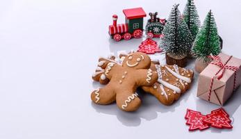 Elements of Christmas scenery, toys, gingerbread and other Christmas tree decorations photo