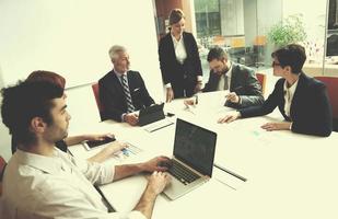 grupo de personas de negocios en reunión foto