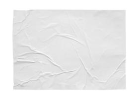 Textura de póster de papel adhesivo arrugado y arrugado blanco en blanco aislado en fondo blanco foto