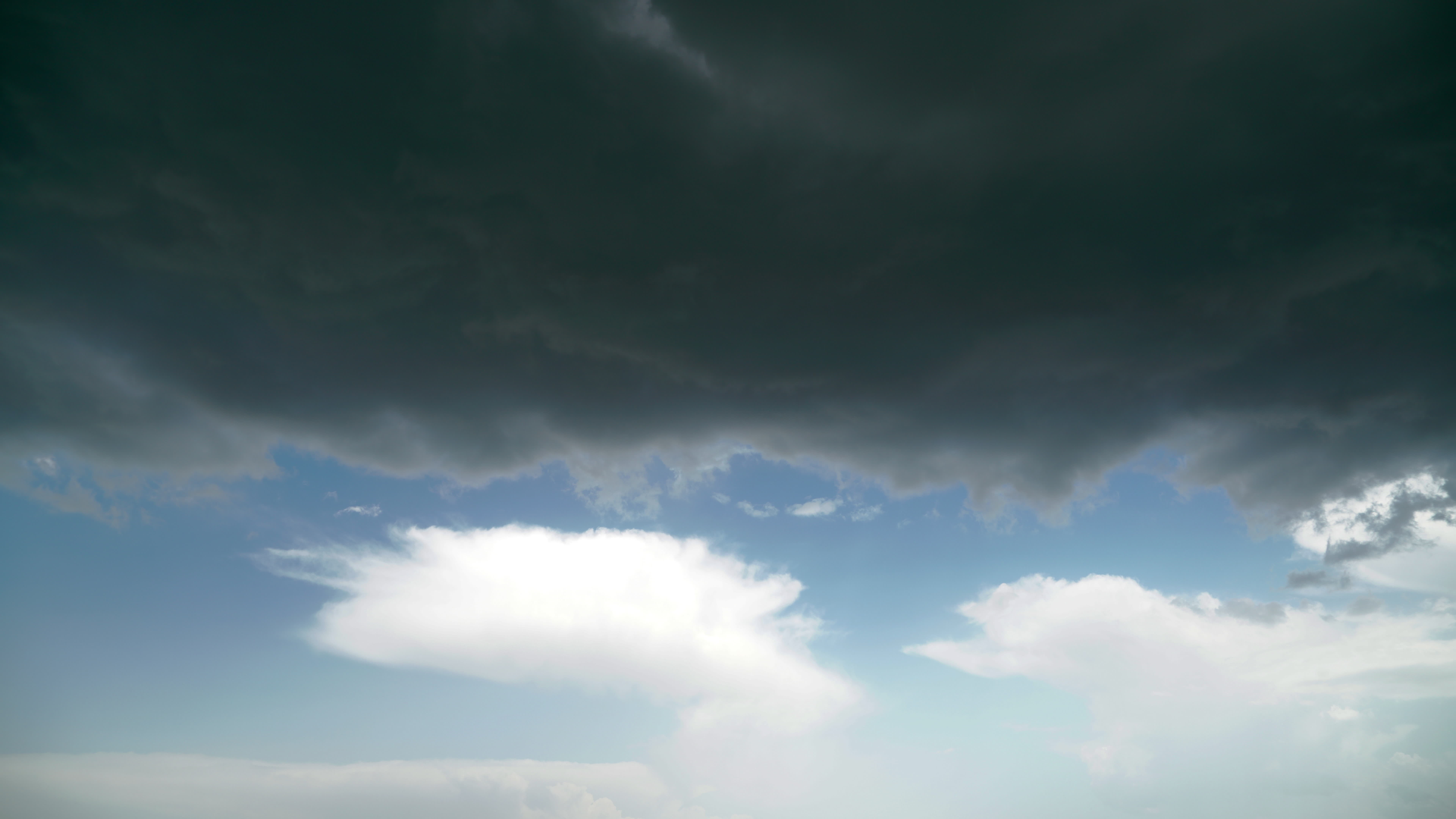 8K Rainy Storm Cloud Is Falling Apart 12485569 Stock Video at Vecteezy