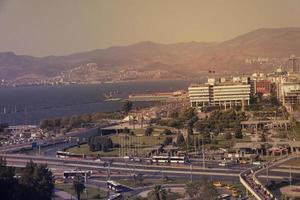 horizonte del golfo de izmir foto