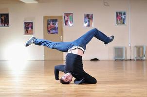 Breakdance group view photo