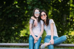 mamá e hija foto