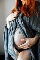 retrato de mujer embarazada foto