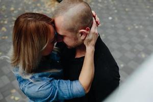 Couple outdoor portrait photo