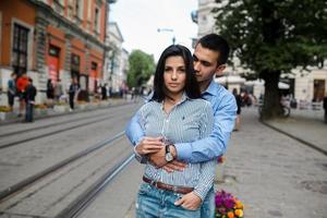 pareja en la ciudad foto