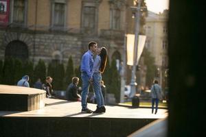 pareja en la ciudad foto