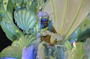 rio de janeiro, rj brazil - 09 de febrero de 2018 - desfile de la escuela de samba en el sambodromo. imperio da tijuca durante el festival en la calle marques de sapucai. foto