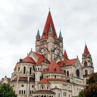 S t. iglesia de san francisco de asís, viena foto